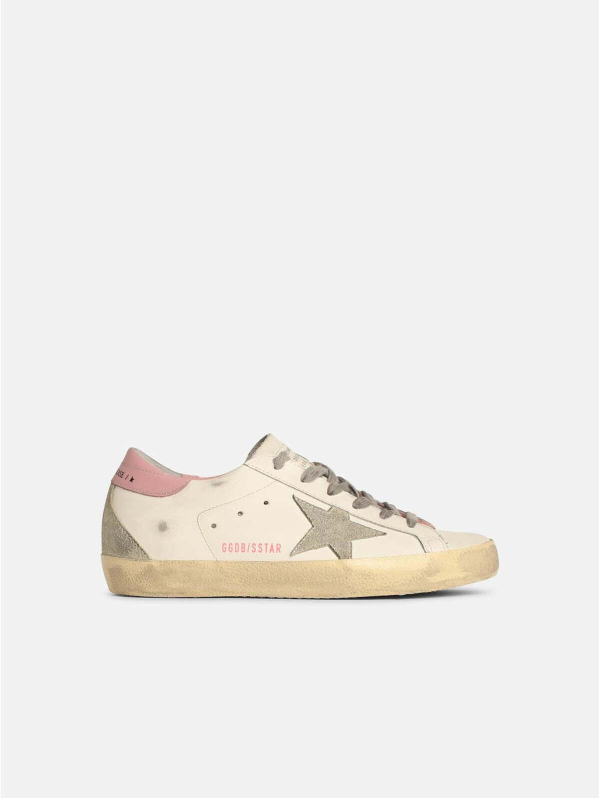 Golden Goose Superstar Sneaker (110)(Please Request Your Size Before Purchasing)